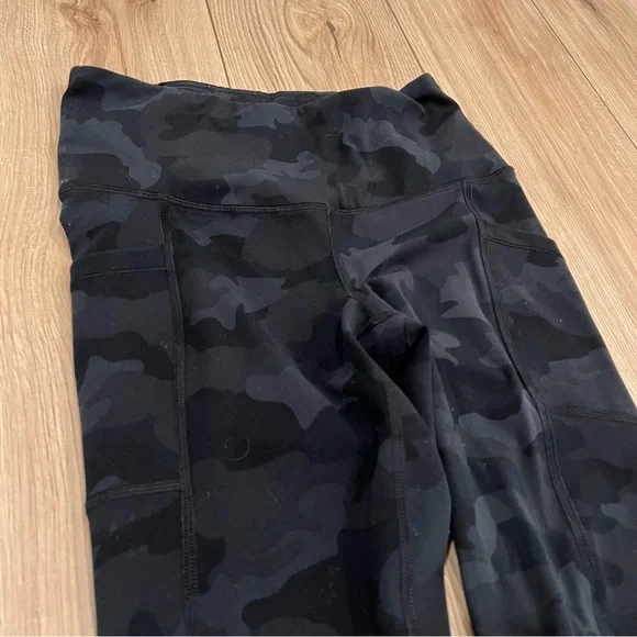 Yogalicious Black Camouflage Leggings - Picture 3 of 7